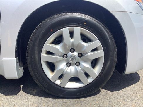 Used 2009 Nissan Altima 2.5 S w/ Emergency Aid Pkg FWD image 18
