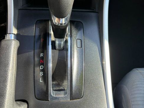 Used 2014 Honda Accord LX image 29