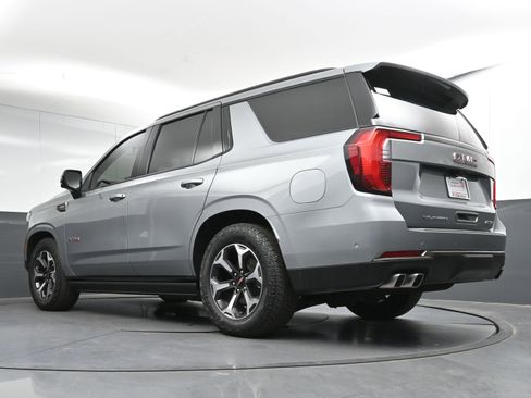 Used 2025 GMC Yukon AT4 Ultimate image 32