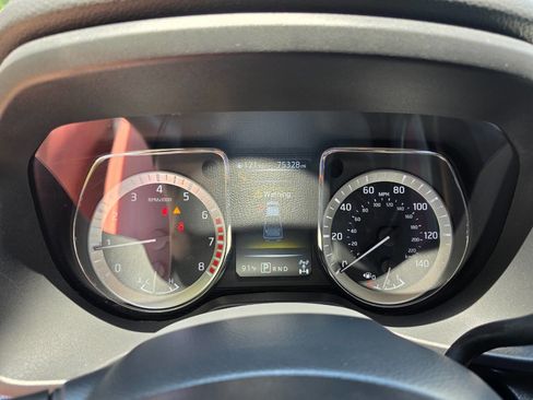 Used 2017 Nissan Titan PRO-4X AWD/4WD image 19