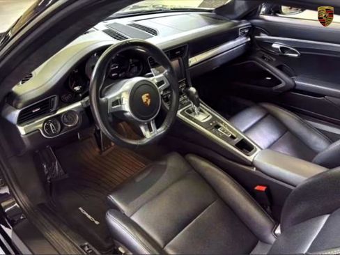 Used 2015 Porsche 911 Carrera 4S image 3