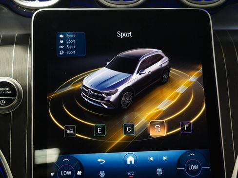 New 2026 Mercedes-Benz GLC 300 4MATIC image 26