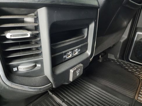 Used 2023 RAM 3500 Laramie w/ Night Edition image 39