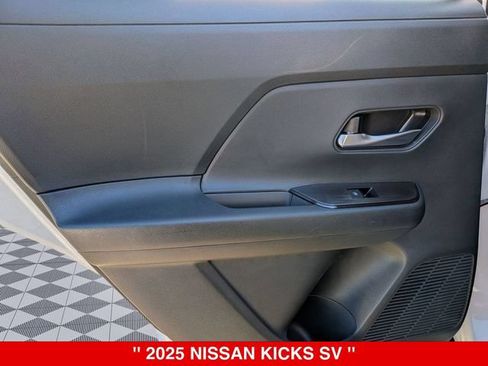 Certified 2025 Nissan Kicks SV AWD/4WD image 29