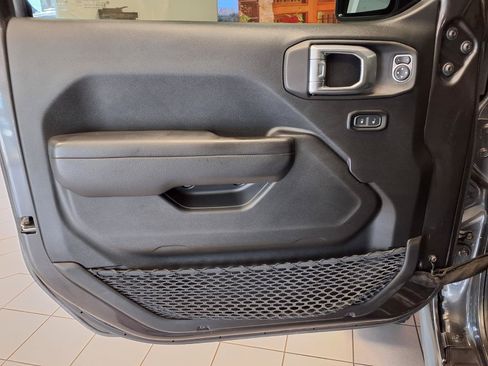 Used 2022 Jeep Wrangler Unlimited Sport AWD/4WD image 21