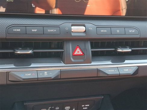 New 2025 Kia K4 GT-Line w/ GT-Line Premium Package image 10