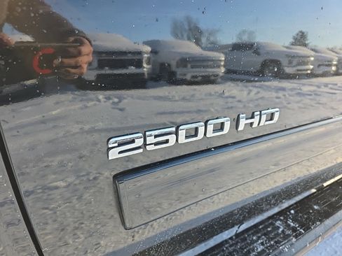 Used 2014 Chevrolet Silverado 2500 LT w/ Interior Plus Package image 32