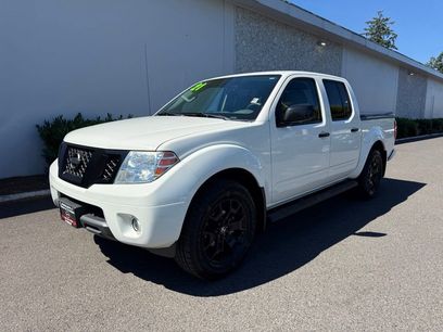 Used 2021 Nissan Frontier SV w/ Midnight Edition Floor Mats