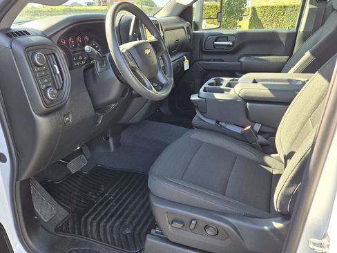 New 2026 Chevrolet Silverado 2500 Custom w/ Custom Convenience Package image 6