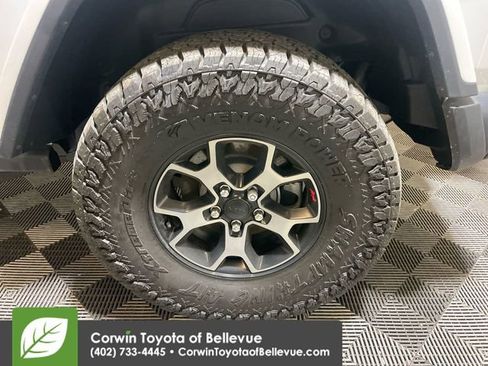 Used 2019 Jeep Wrangler Unlimited Rubicon w/ Uconnect 4C Nav & Sound Group image 23