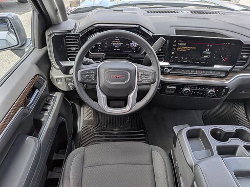 Certified 2026 GMC Sierra 1500 Elevation AWD/4WD image 15