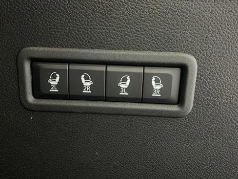 New 2026 Jeep Grand Wagoneer 4WD image 30