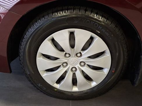 Used 2012 Honda Accord LX image 9