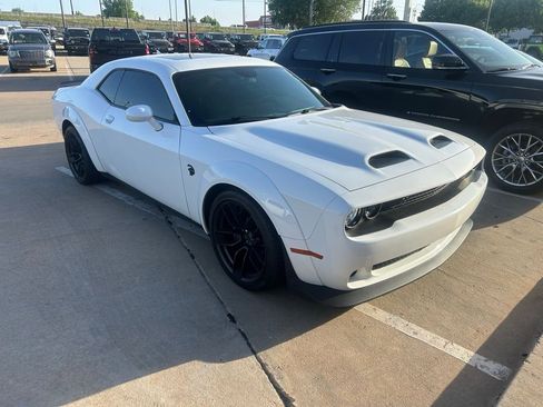 Used 2023 Dodge Challenger SRT Hellcat RWD image 1