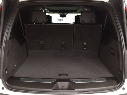 Used 2023 Cadillac Escalade ESV Sport Platinum w/ Heavy-Duty Trailer Package AWD/4WD image 24