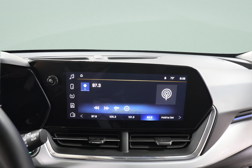 Used 2025 Chevrolet Trax LT w/ LT Convenience Package FWD image 11