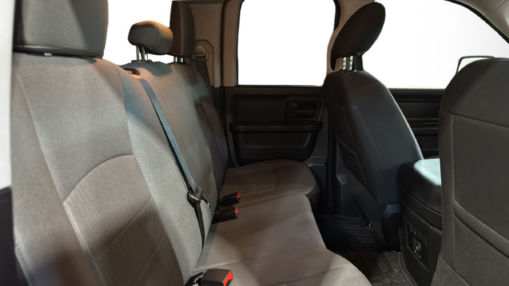 Used 2023 RAM 1500 Express w/ Wheel & Sound Group AWD/4WD image 15