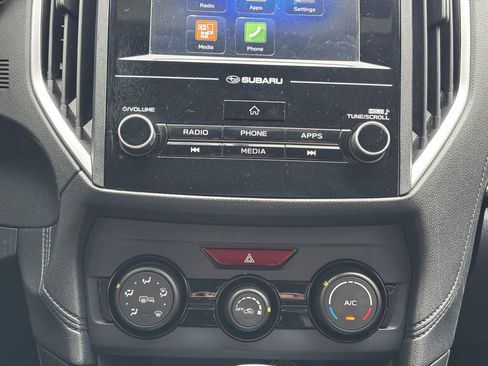 Used 2018 Subaru Crosstrek 2.0i Premium w/ Popular Package #3 AWD/4WD image 19