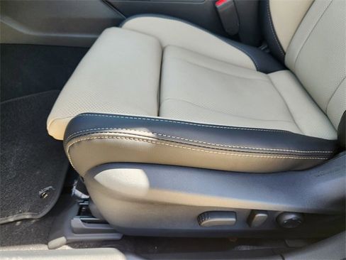 New 2025 Subaru Outback Limited image 19