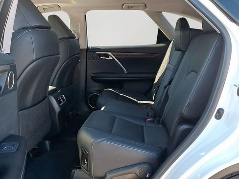 Used 2020 Lexus RX 350L Premium w/ Premium Package image 8