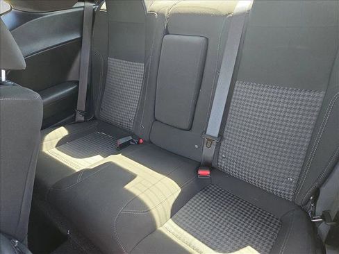 Used 2023 Dodge Challenger SXT image 14