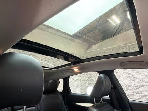 Used 2019 INFINITI QX50 Essential w/ Premium Heat Package AWD/4WD image 9
