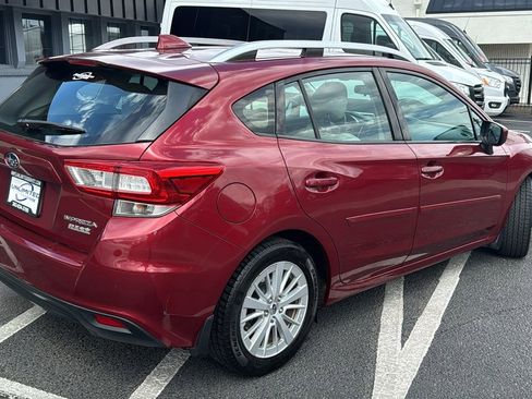 Used 2017 Subaru Impreza 2.0i Premium w/ BSD & Rcta/SRF/Eyesight AWD/4WD image 3
