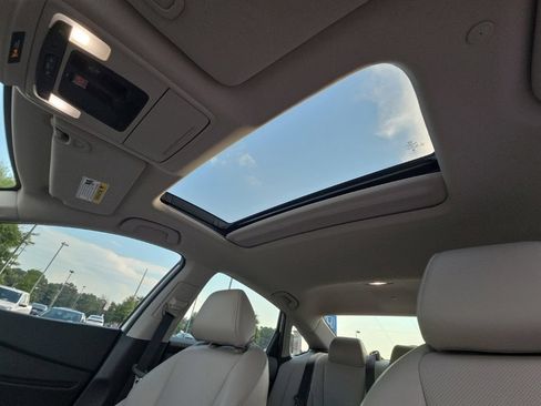Used 2025 Honda Accord Touring image 29
