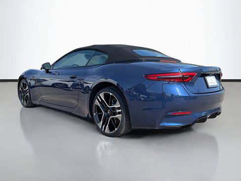 Used 2025 Maserati GranCabrio Folgore image 5