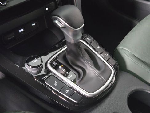Used 2024 Kia Seltos SX AWD/4WD image 24