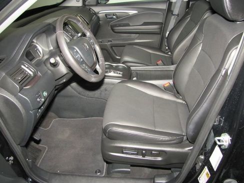 Certified 2023 Honda Ridgeline RTL-E image 10