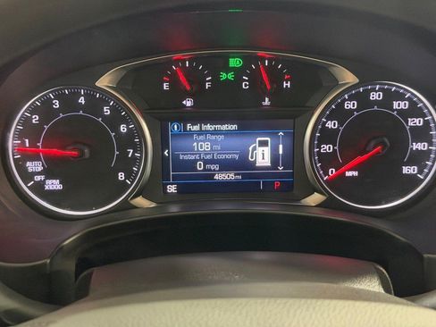 Used 2024 GMC Terrain SLE AWD/4WD image 19