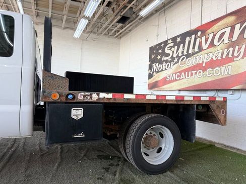 Used 2014 Ford F550 4x4 SuperCab Super Duty w/ Power Equipment Group image 43