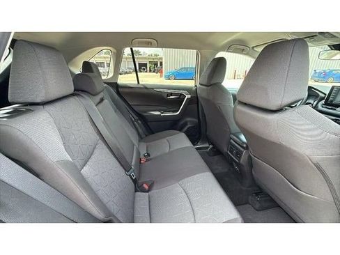 Certified 2022 Toyota RAV4 XLE AWD/4WD image 28