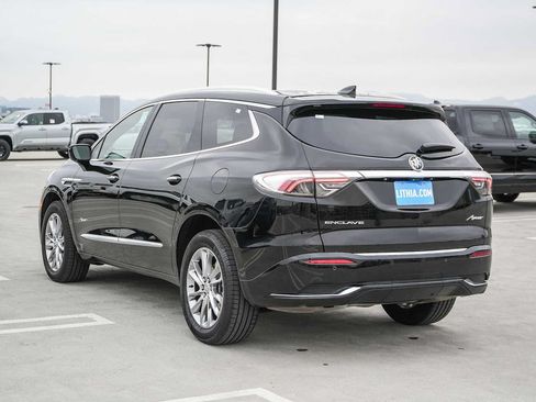 Used 2023 Buick Enclave Avenir w/ Avenir Technology Package FWD image 8