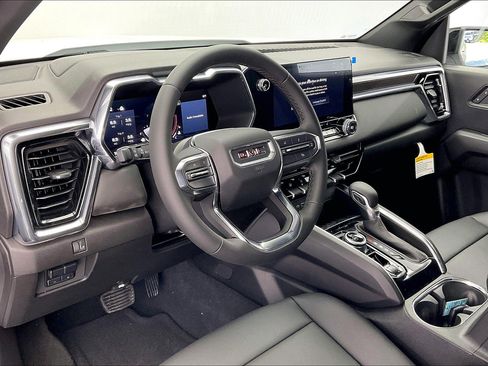 New 2025 GMC Canyon Elevation w/ Convenience Package image 4