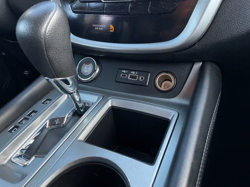 Used 2022 Nissan Murano S image 28