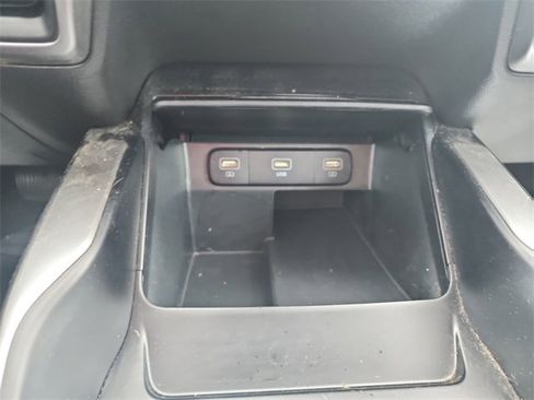 Used 2022 Kia Sorento LX image 27