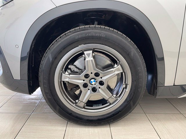 Used 2025 BMW X1 xDrive28i AWD/4WD image 8