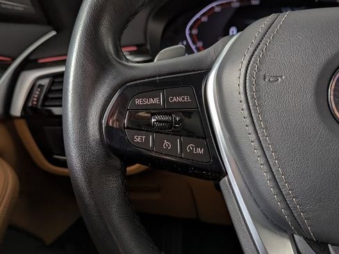 Certified 2023 BMW 530i xDrive w/ Premium Package image 33