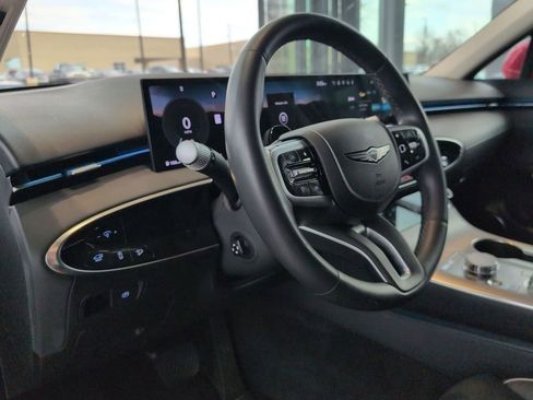 Used 2026 Genesis GV70 2.5T Advanced image 11
