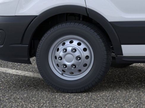 New 2026 Ford Transit 250 148 Medium Roof Extended AWD image 19