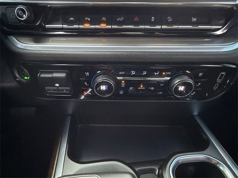 Used 2022 Chevrolet Silverado 1500 High Country w/ Z71 Off-Road Package image 21