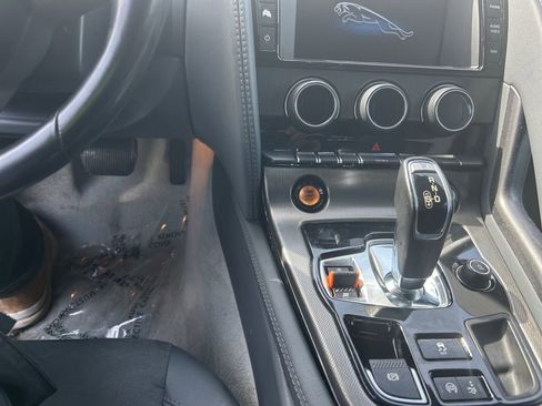 Used 2015 Jaguar F-TYPE S image 11