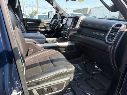 Used 2022 RAM 1500 Laramie w/ Sport Appearance Package AWD/4WD image 15