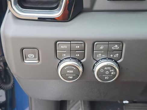 New 2026 GMC Sierra 2500 Denali w/ Denali Reserve Package AWD/4WD image 6