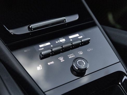 Certified 2026 Porsche Cayenne image 26