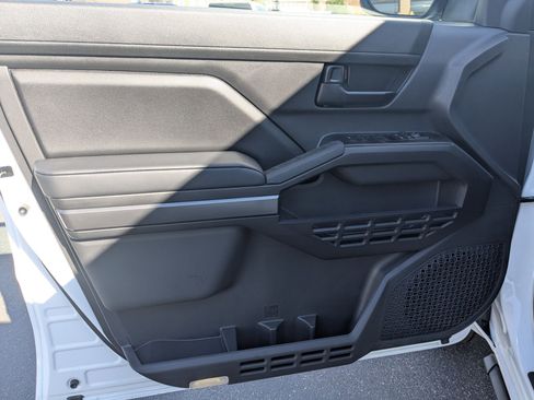 New 2025 Toyota Tacoma SR5 image 9