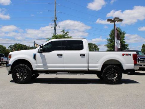 Used 2020 Ford F250 XLT w/ FX4 Off-Road Package AWD/4WD image 8