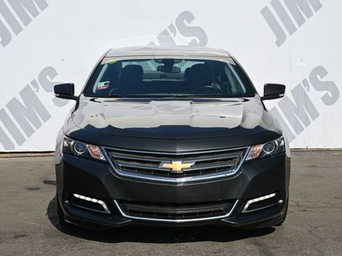 Used 2018 Chevrolet Impala LT image 2
